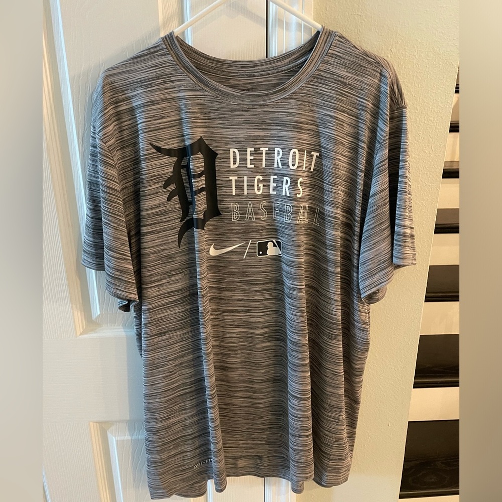 Nike Detroit Tigers XXL Men’s Tee